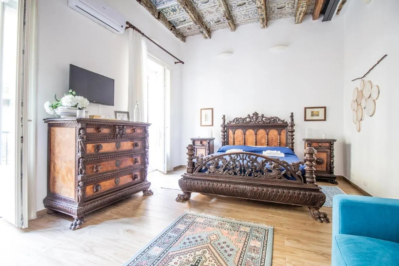 Bed and Breakfast Palazzo Ragusi - locazioni turistiche Palermo Bed & Breakfast