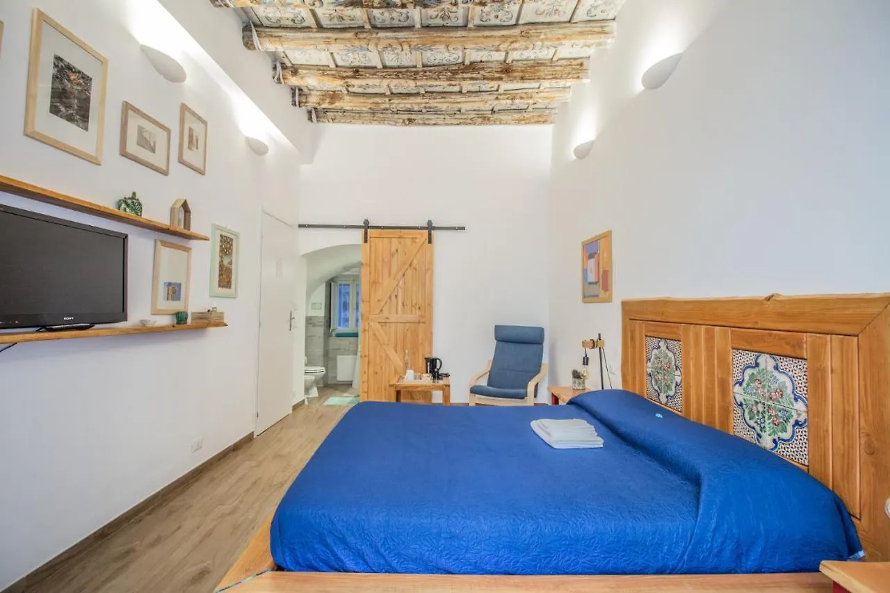 Palazzo Ragusi - Locazioni Turistiche Bed & Breakfast Palermo 2*,  Italy
